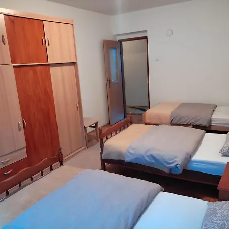Laura Apartment